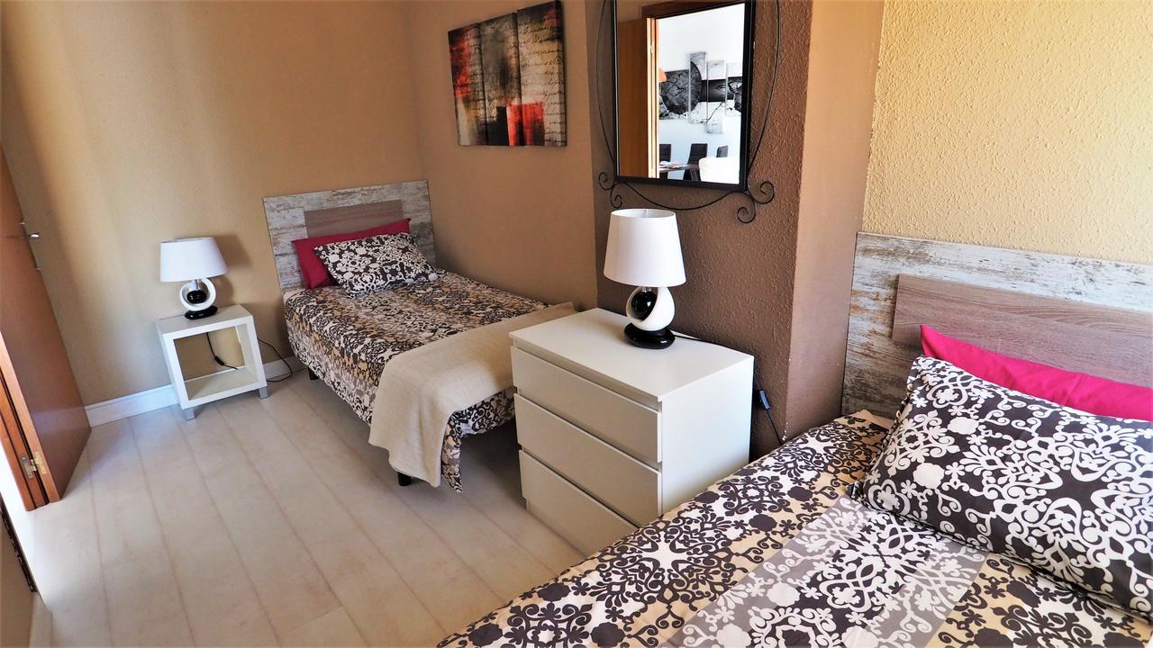 Claire Seaview & Beach-Apartment Монгат Екстер'єр фото