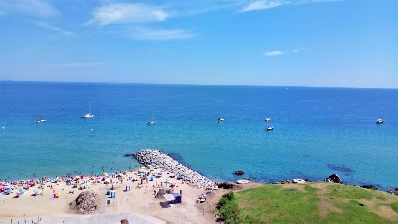 Claire Seaview & Beach-Apartment Монгат Екстер'єр фото