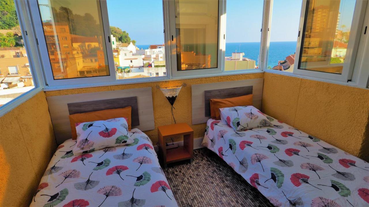 Claire Seaview & Beach-Apartment Монгат Екстер'єр фото