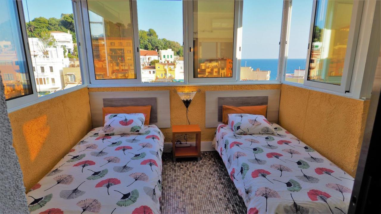 Claire Seaview & Beach-Apartment Монгат Екстер'єр фото